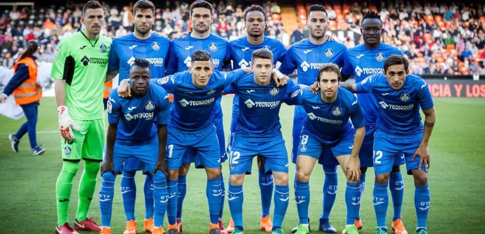 Jugadores de Getafe posando antes del partido