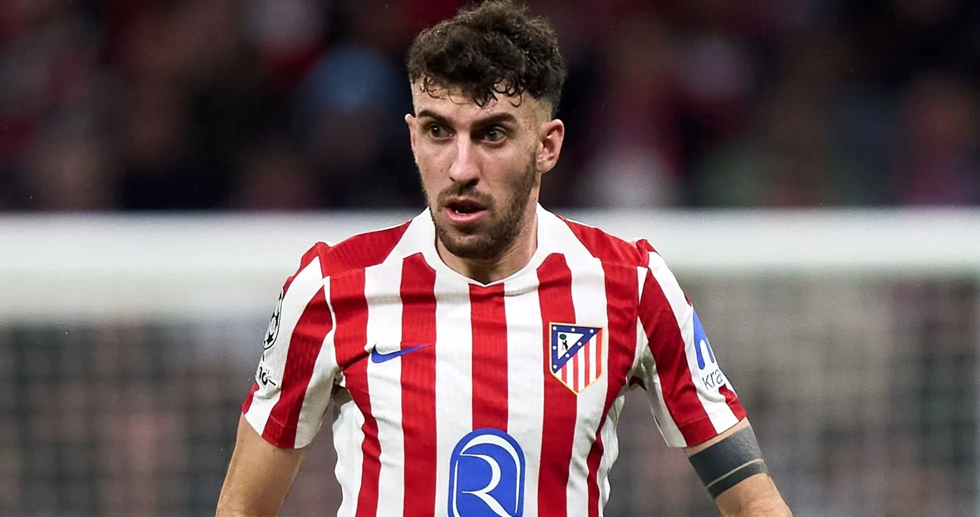 Jugador de Atlético de Madrid en acción durante partido