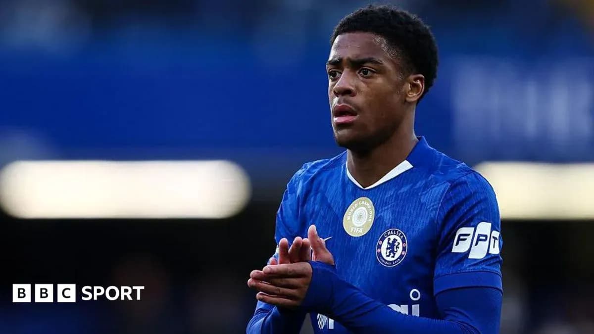 Jugador de Chelsea en acción durante el partido