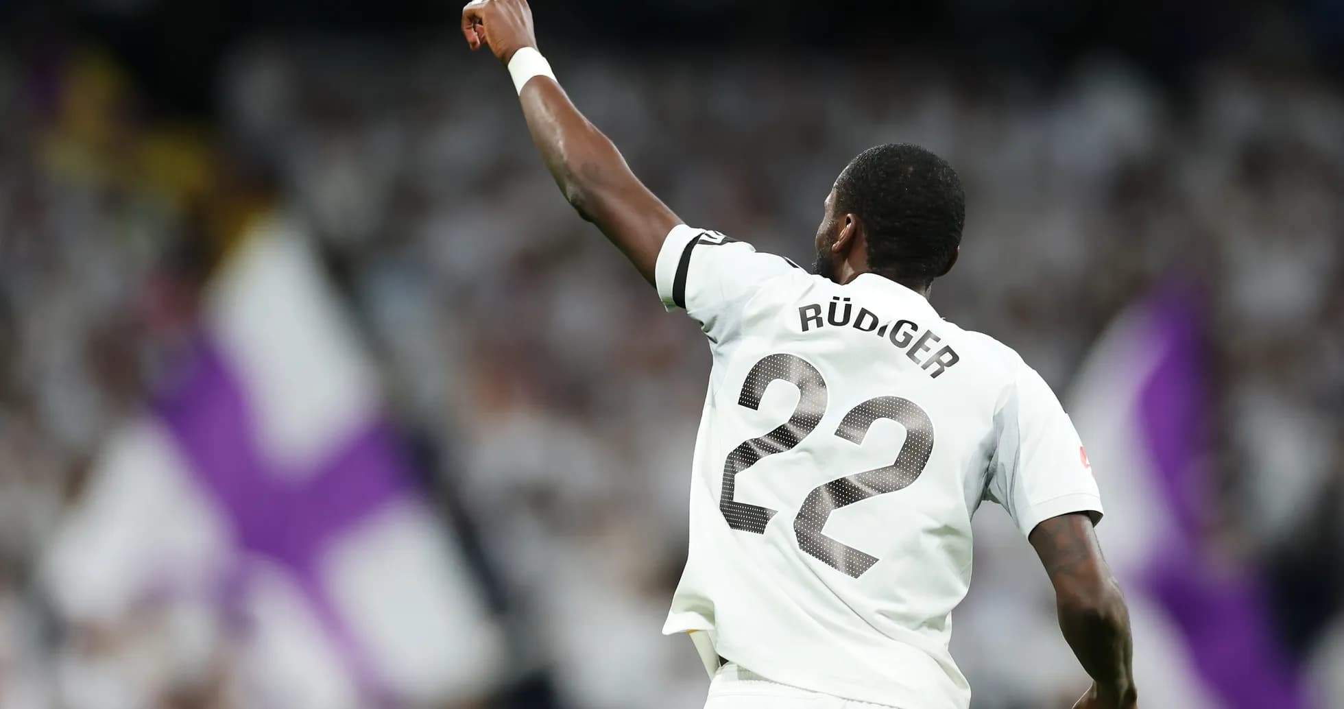 Rüdiger celebrando durante un partido de fútbol