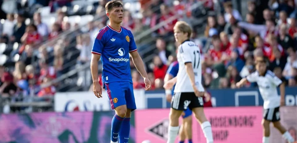 Jugador de Manchester United en acción durante el partido