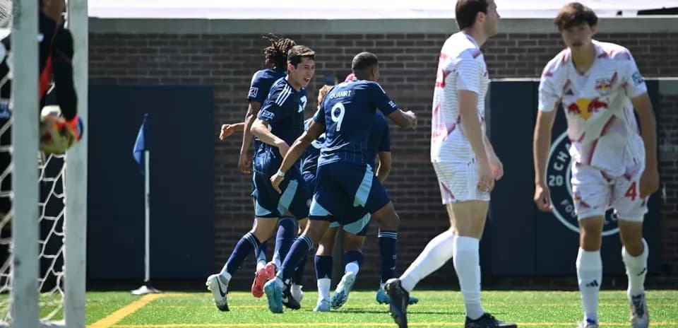 Jugadores celebrando un gol en Chattanooga