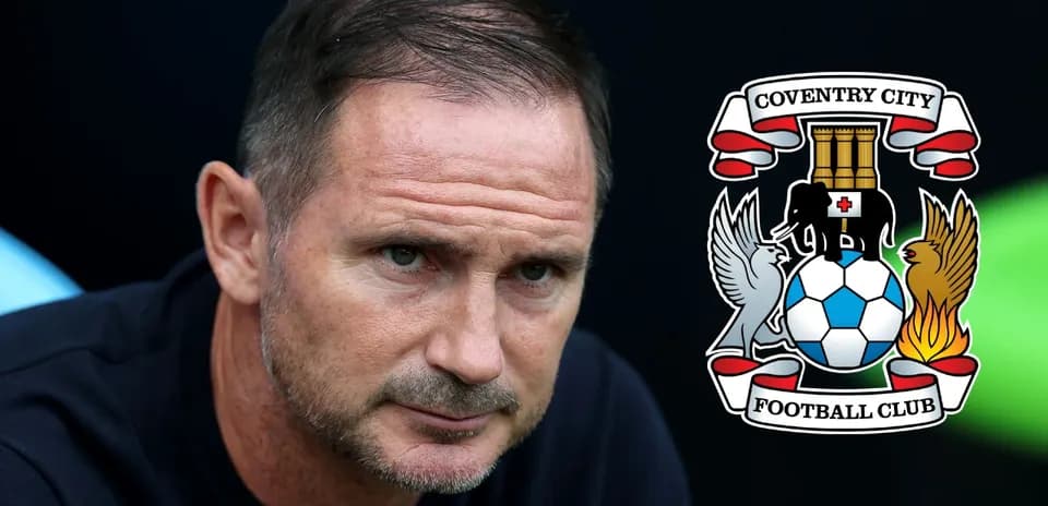 Entrenador de Coventry City con logo del club