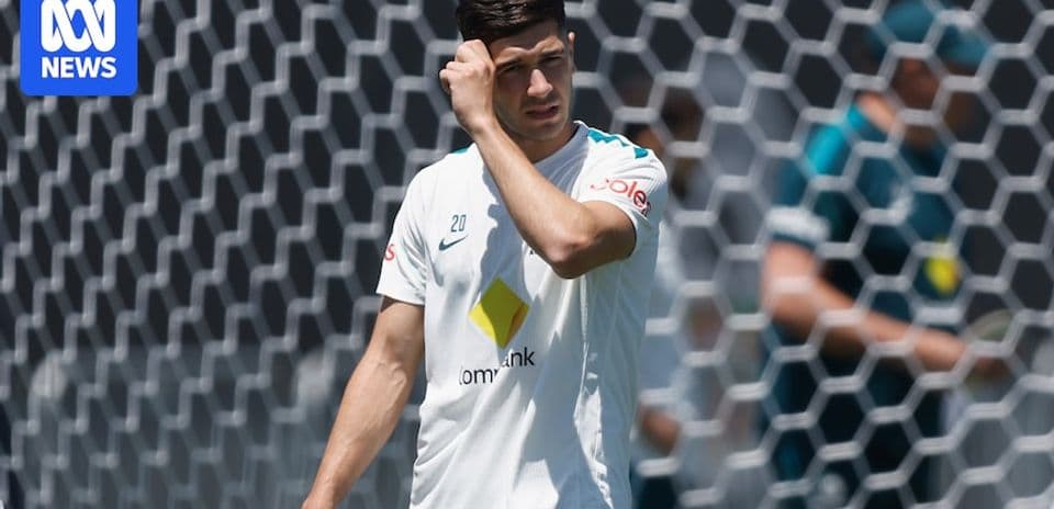 Jugador tocándose la cabeza durante entrenamiento