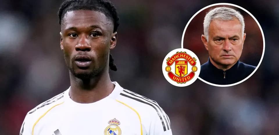 Jugador de Real Madrid con logo de Manchester United
