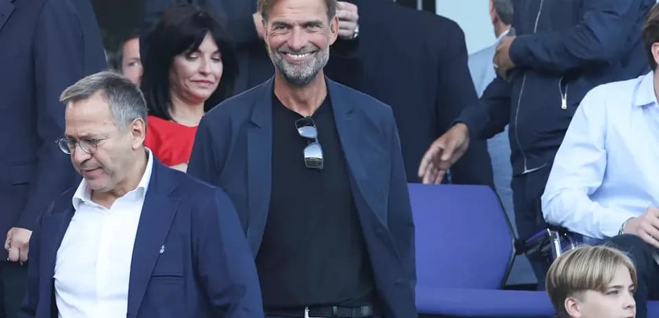 Jürgen Klopp sonriente en un evento deportivo