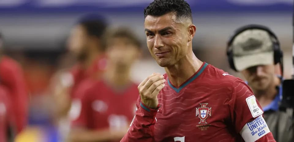Cristiano Ronaldo en partido con camiseta de Portugal