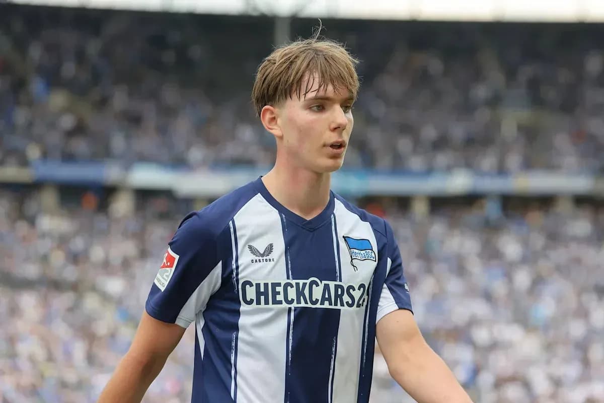 Jugador de Hertha BSC en el campo durante el partido