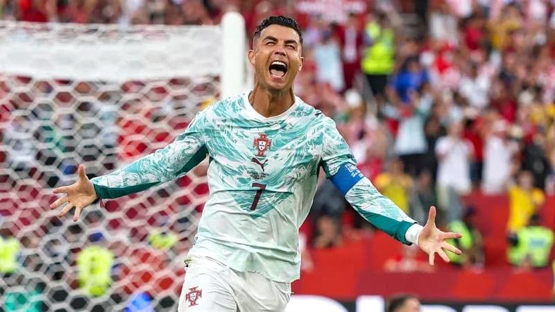 Cristiano Ronaldo celebrando un gol en el partido