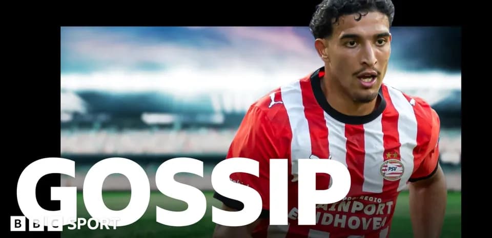 Jugador de PSV corriendo en el campo de fútbol