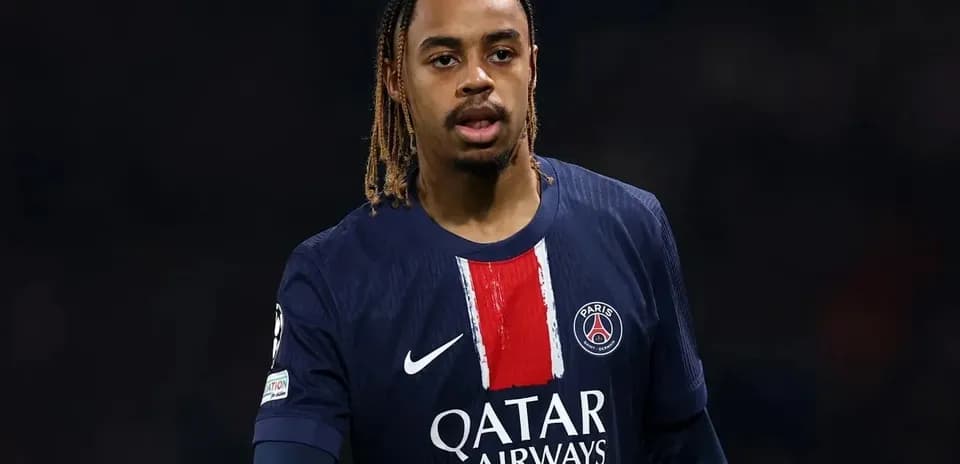Jugador de PSG en acción durante un partido