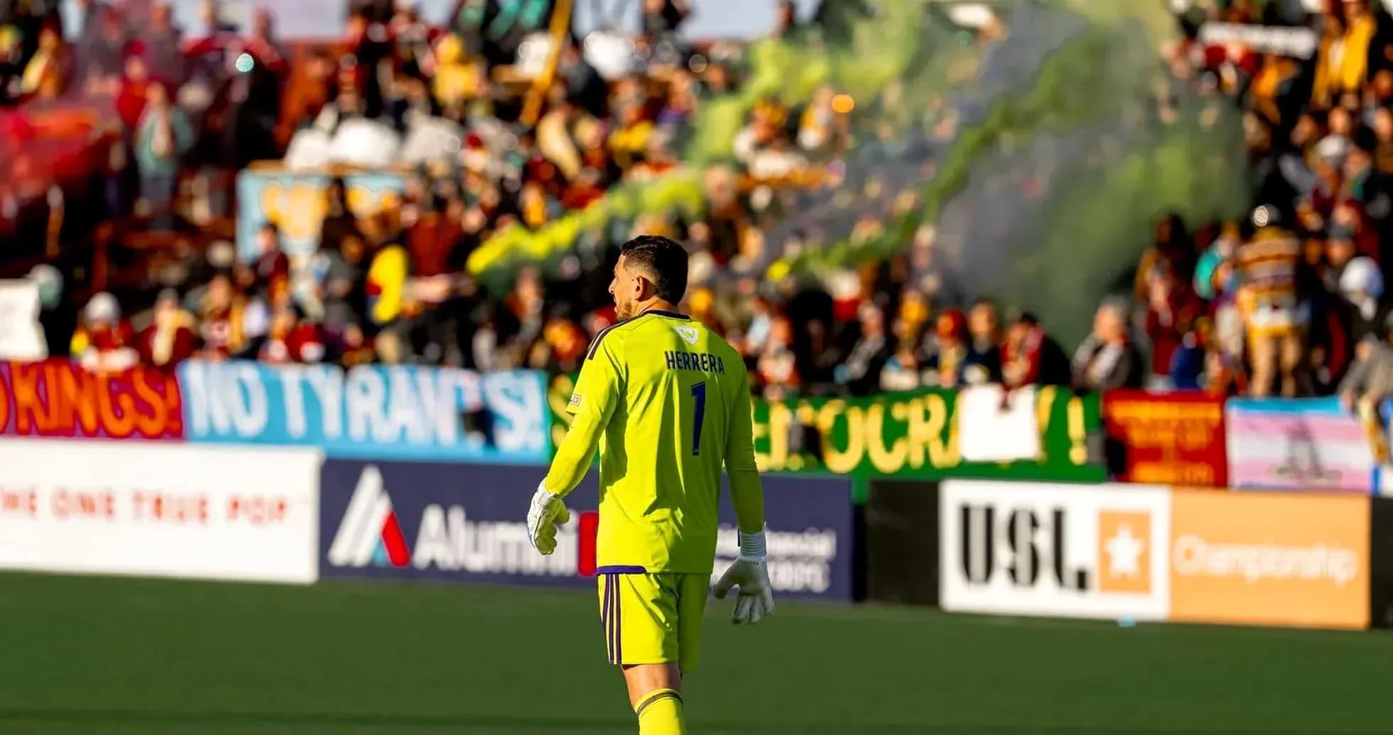 Portero durante el partido de Detroit City
