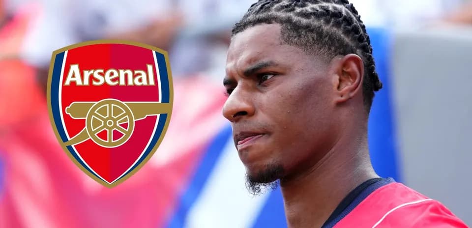 Jugador de Arsenal en primer plano antes del partido