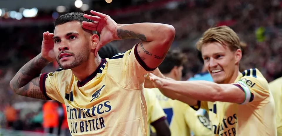 Celebración de un jugador de Arsenal en el partido