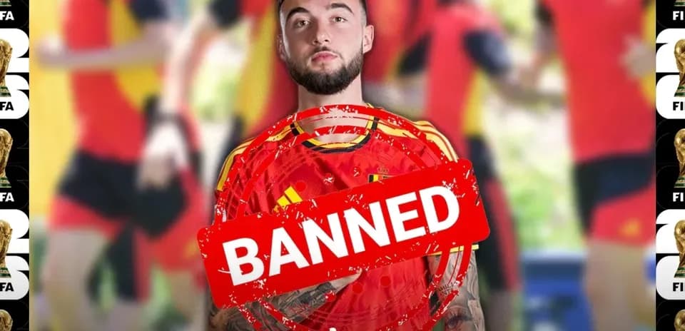 Jugador de España con sello de 'BANNED' en camiseta