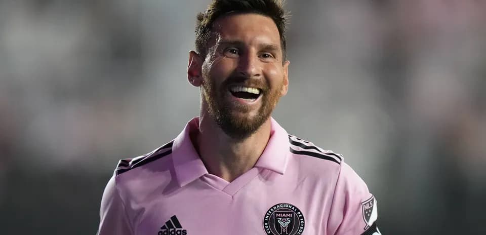 Jugador de Inter Miami sonriendo durante el partido