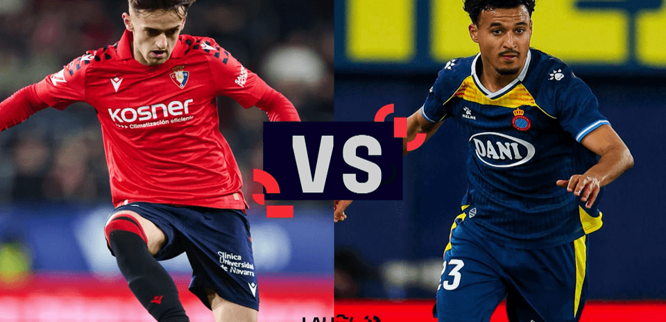 Jugadores de Osasuna y Espanyol en acción