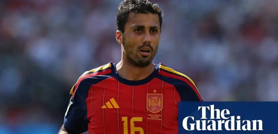 Jugador de España en campo durante un partido