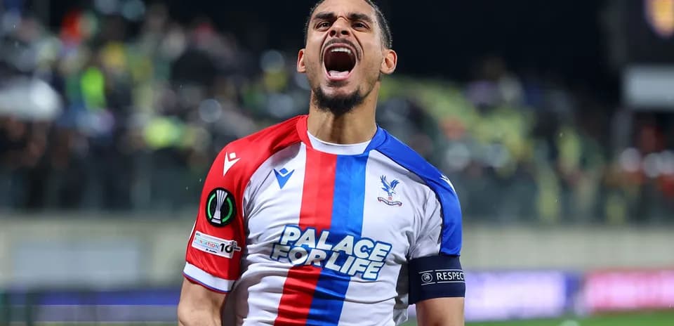 Jugador de Crystal Palace celebrando un gol