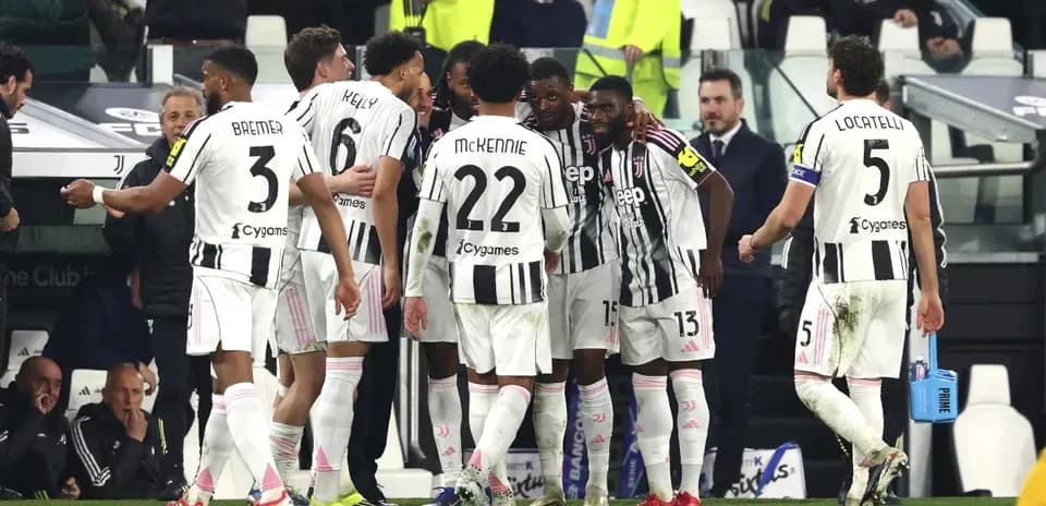 Jugadores de la Juventus celebrando un gol en el partido