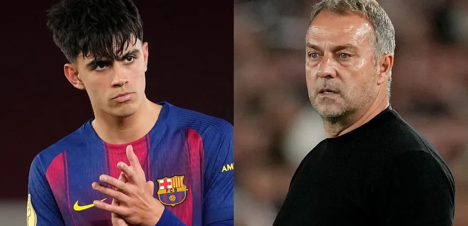 Jugador del Barcelona y entrenador en el banquillo