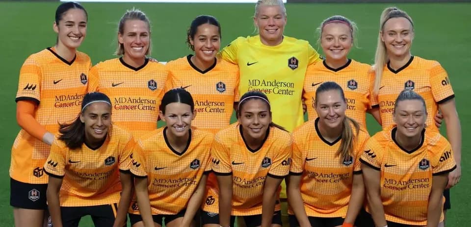 Equipo Houston Dash W posando para la foto