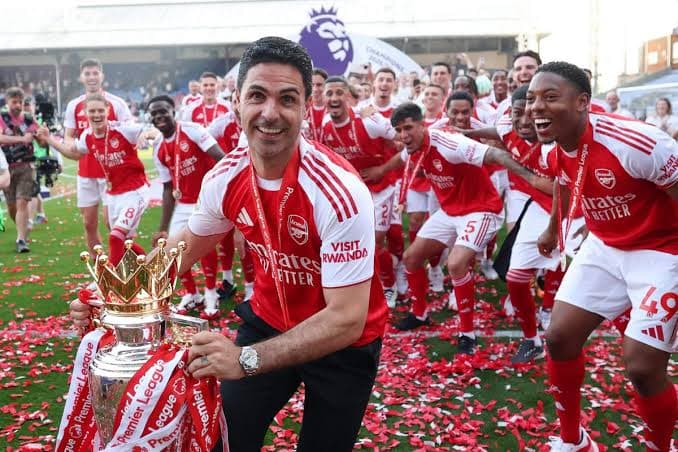 Cuotas para Ganador de la Premier League 26/27: Arsenal Sigue como Favorito