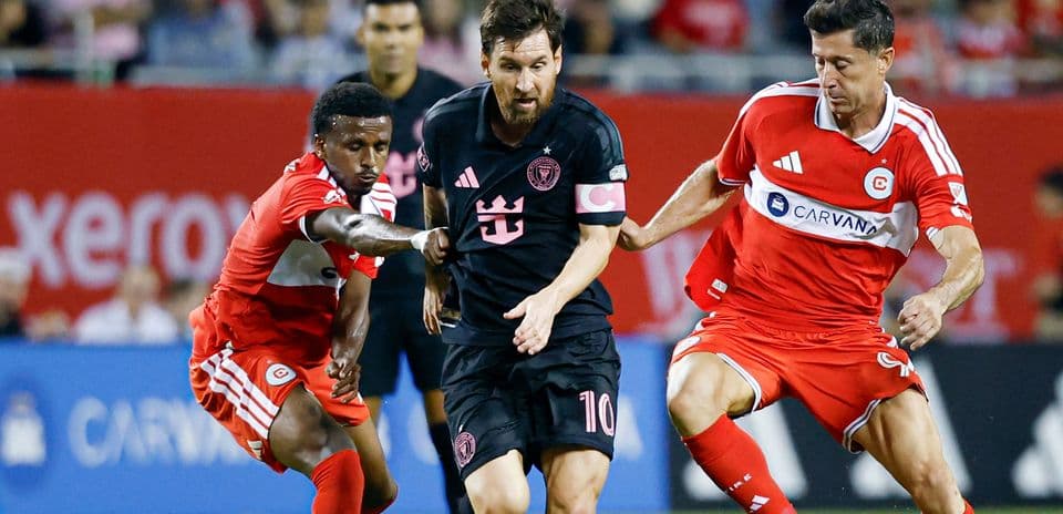 Messi y Lewandowski protagonizan un empate histórico entre Inter Miami y Chicago Fire en Soldier Field