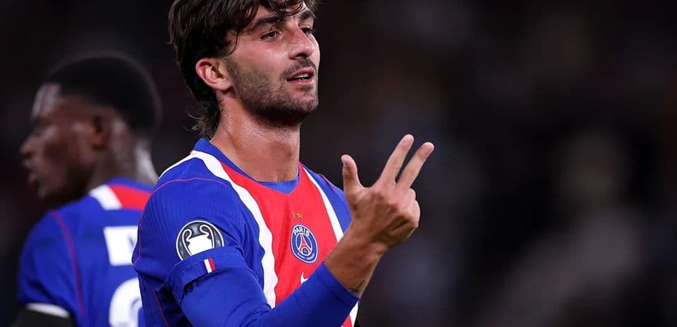 Ferran Torres brilla con triplete en victoria de PSG; Barcelona, Liverpool y Arsenal ganan en inicio de fase de grupos