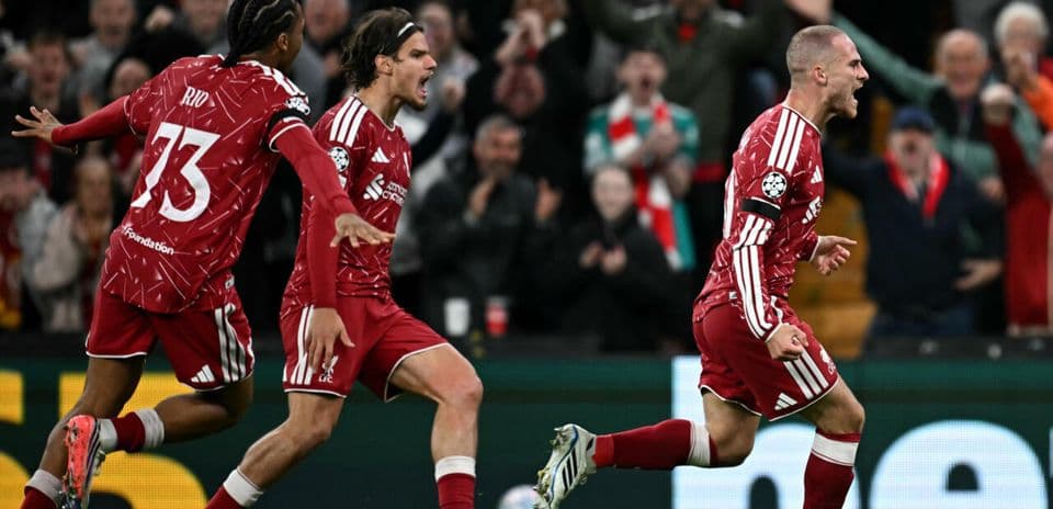 Iraola celebra el triunfo de Liverpool sobre Atlético de Madrid en la Champions League