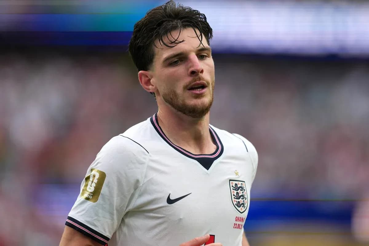 Jugador de Inglaterra en el campo durante un partido Jugador de Inglaterra en el campo durante un partido