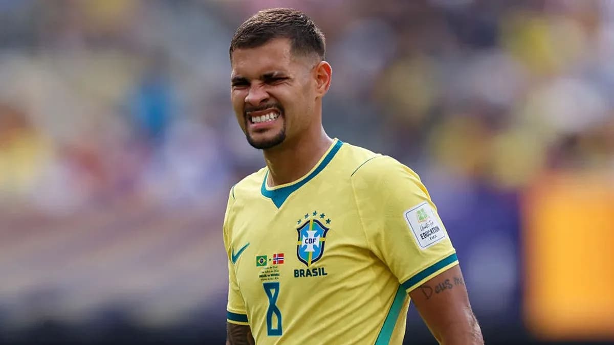 Jugador de Brasil en acción durante un partido Jugador de Brasil en acción durante un partido