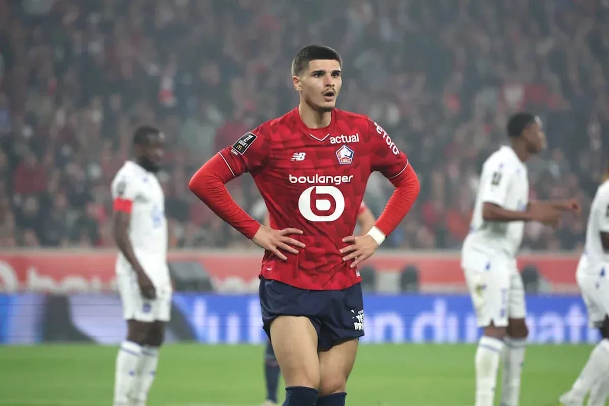 Jugador del Lille en acción durante un partido Jugador del Lille en acción durante un partido