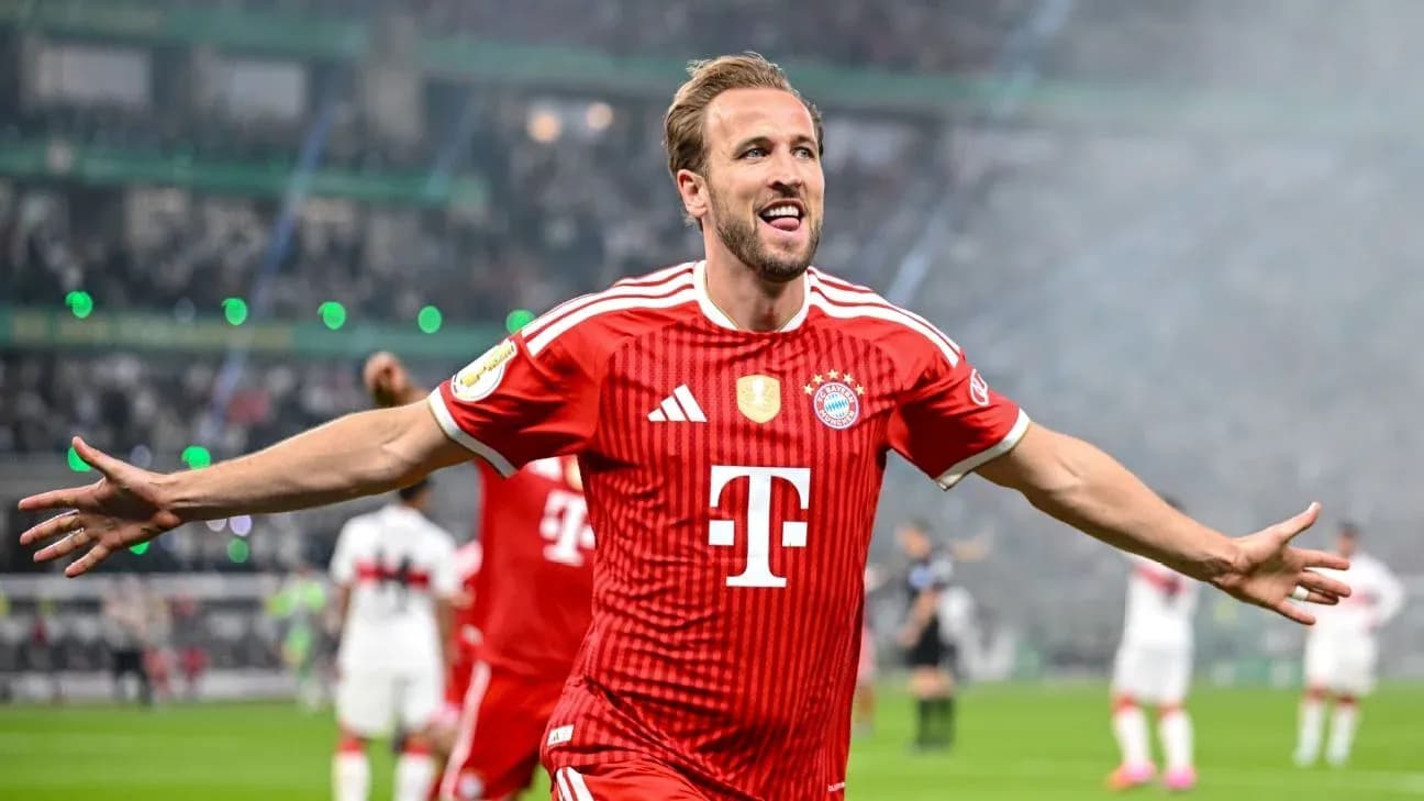 Jugador de Bayern Múnich celebrando un gol Jugador de Bayern Múnich celebrando un gol