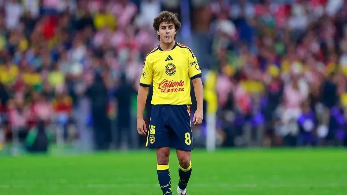 Jugador de Club América en el campo Jugador de Club América en el campo