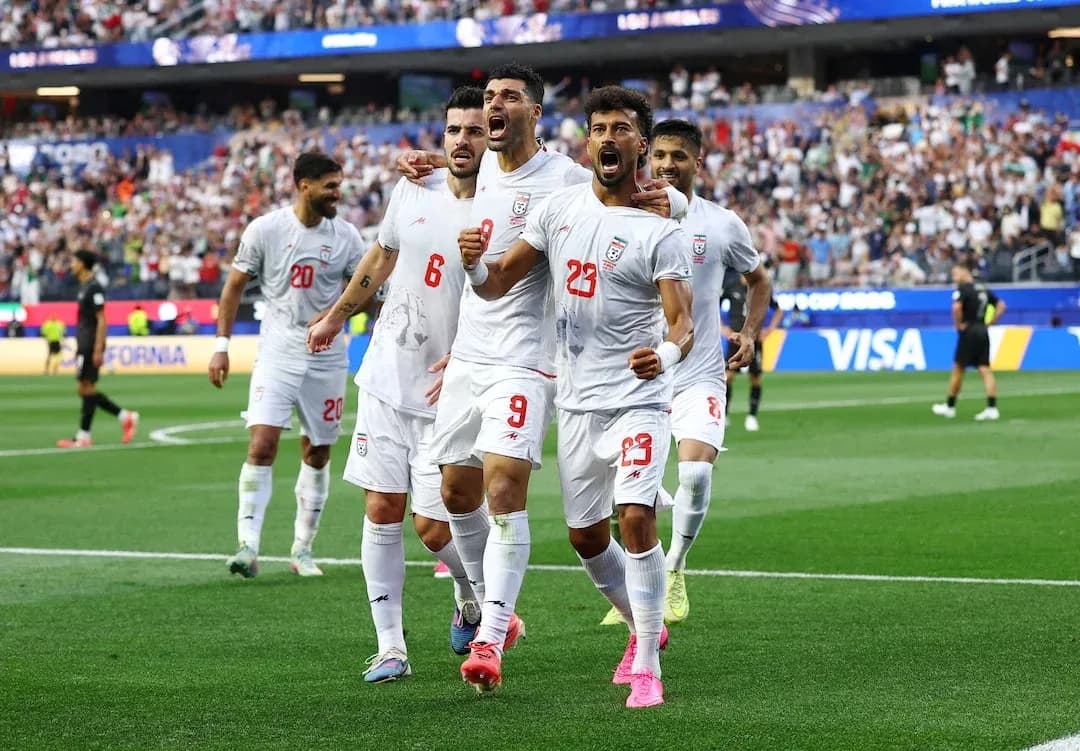 Jugadores de Irán celebrando un gol Jugadores de Irán celebrando un gol