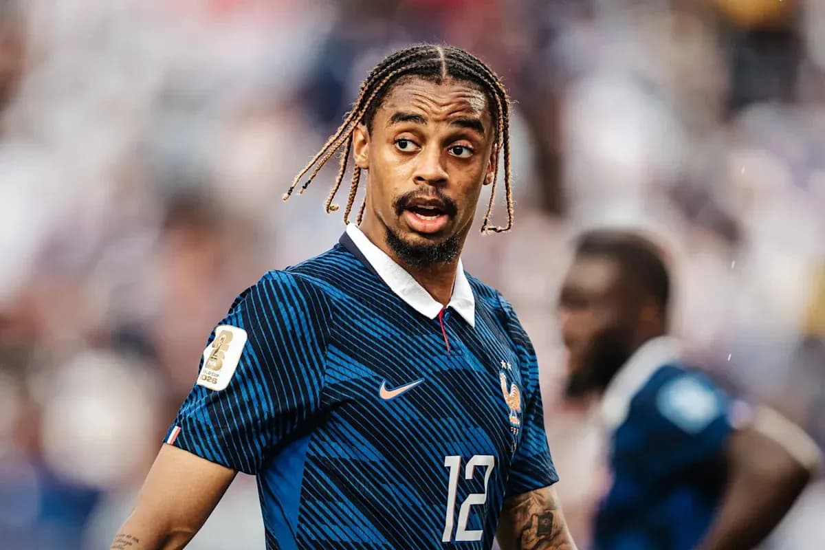 Jugador de Francia en acción durante un partido Jugador de Francia en acción durante un partido
