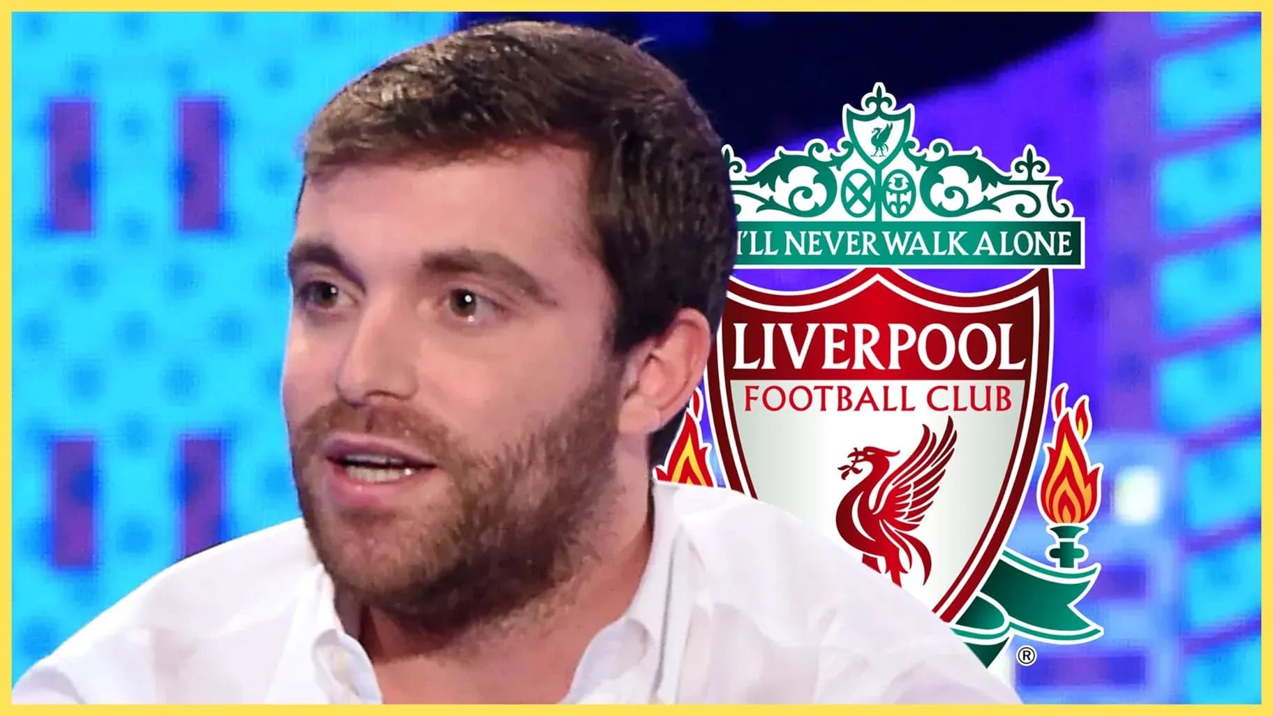 Persona hablando sobre Liverpool FC en programa de televisión Persona hablando sobre Liverpool FC en programa de televisión