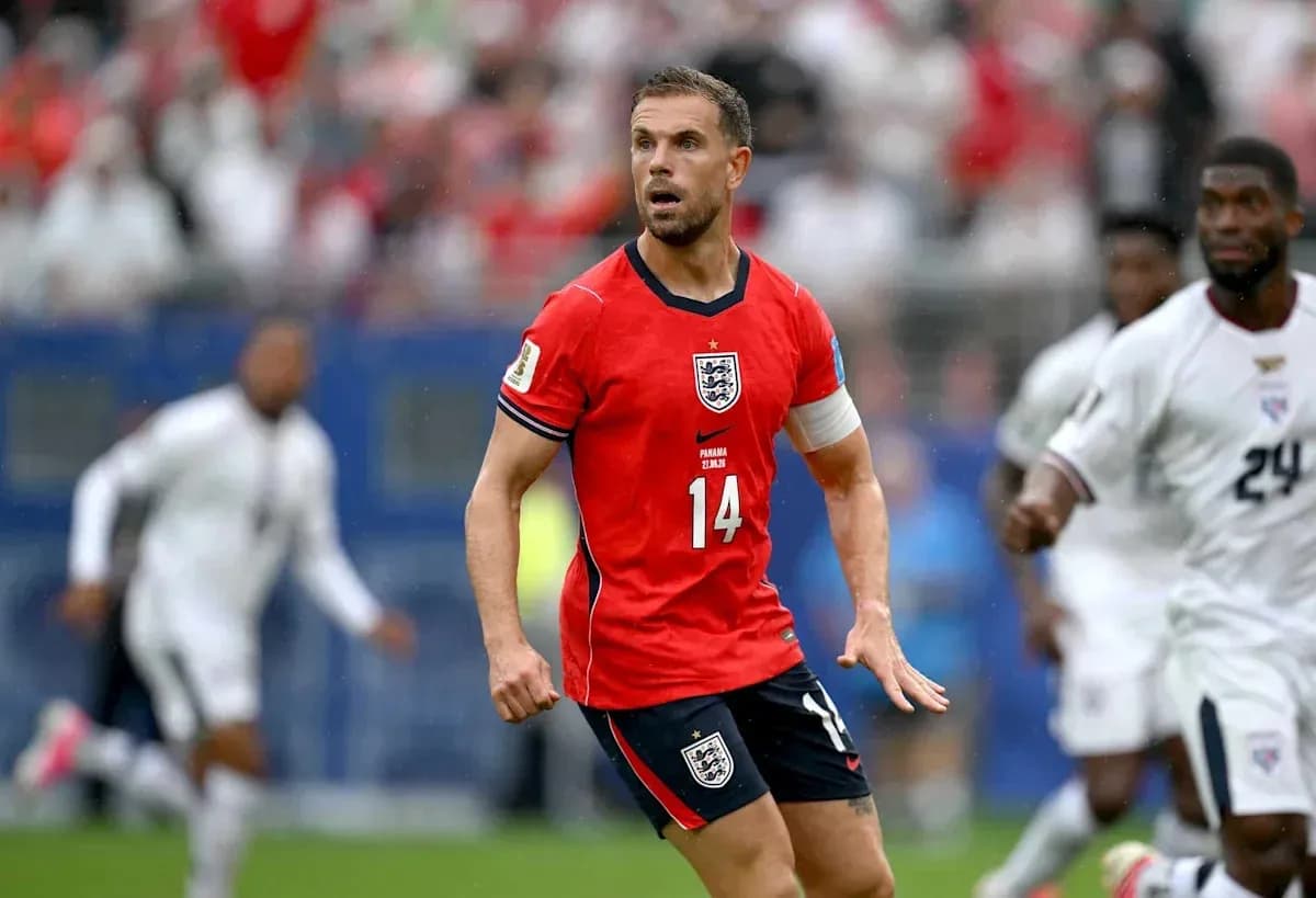 Jugador de Inglaterra en acción durante un partido Jugador de Inglaterra en acción durante un partido
