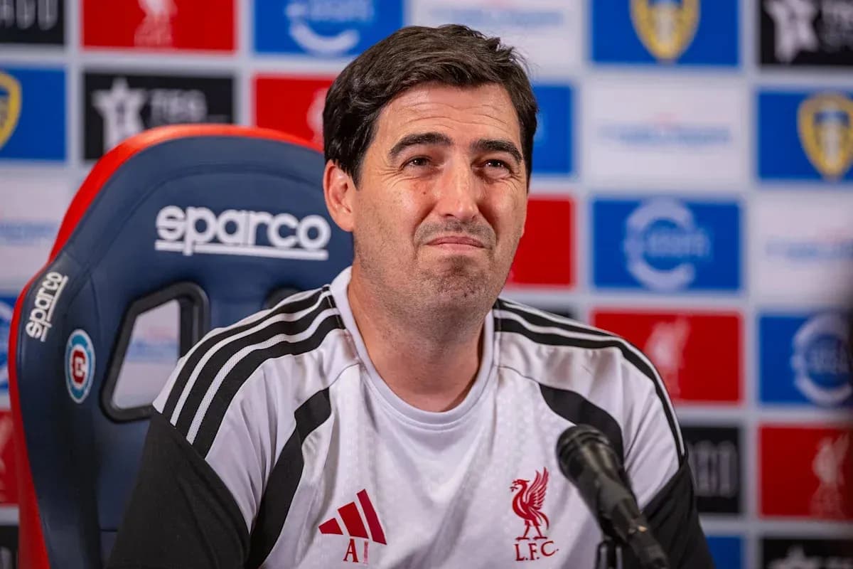 Entrenador de Liverpool en conferencia de prensa Entrenador de Liverpool en conferencia de prensa