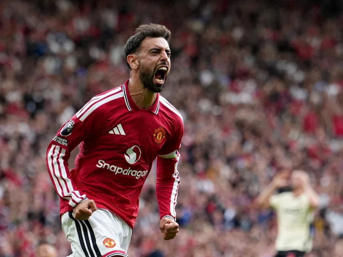 Bruno Fernandes celebrando un gol en Old Trafford Bruno Fernandes celebrando un gol en Old Trafford
