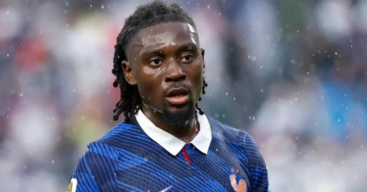 Jugador de Francia en acción durante el partido Jugador de Francia en acción durante el partido