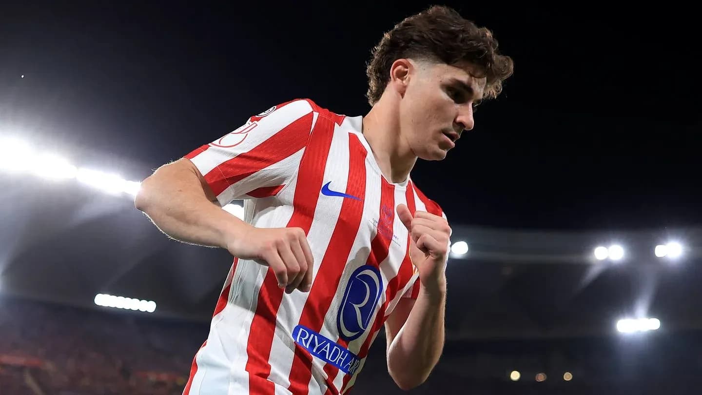 Jugador del Atlético de Madrid en acción durante partido Jugador del Atlético de Madrid en acción durante partido