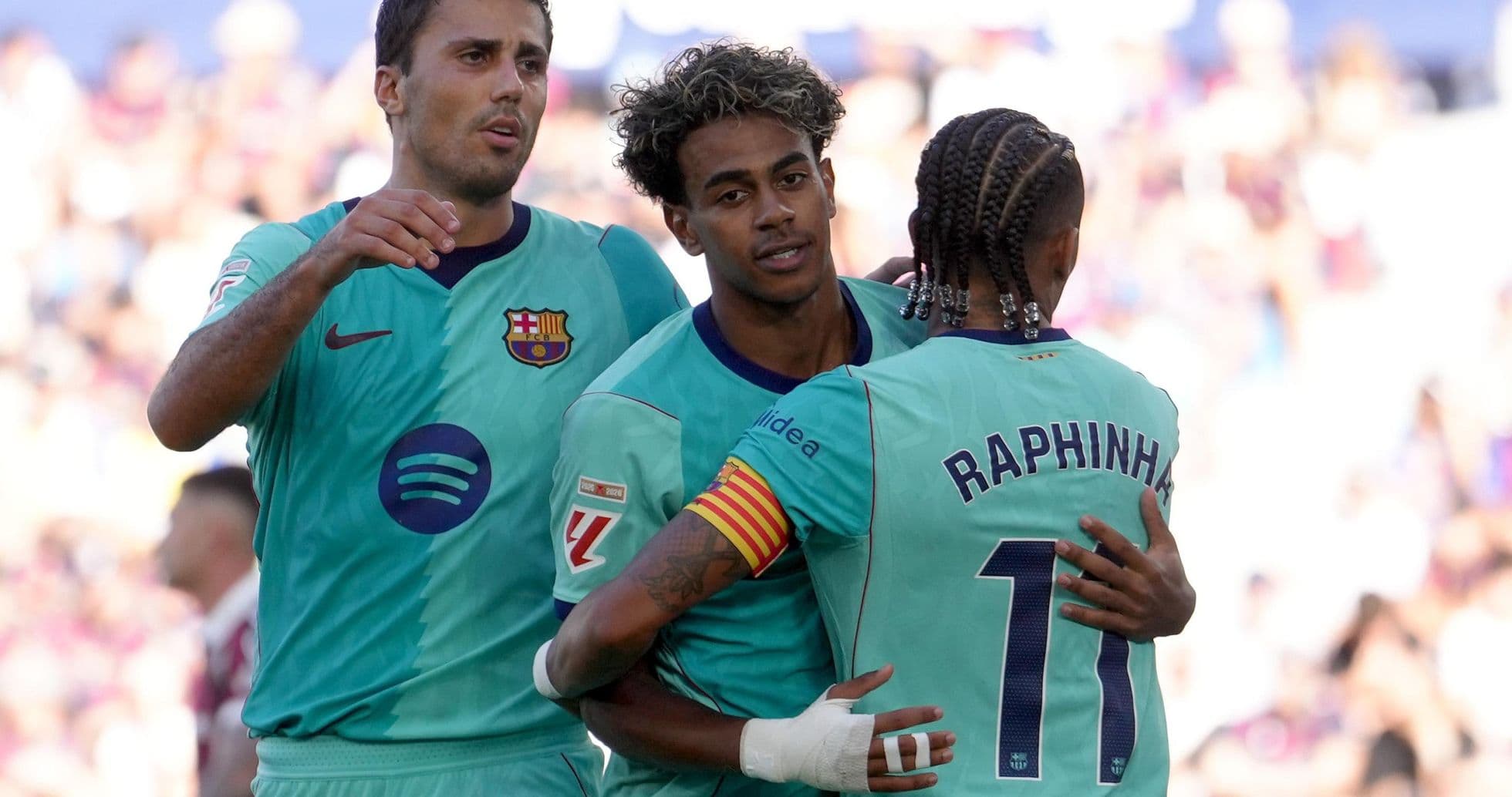 Jugadores del Barcelona celebrando un gol Jugadores del Barcelona celebrando un gol