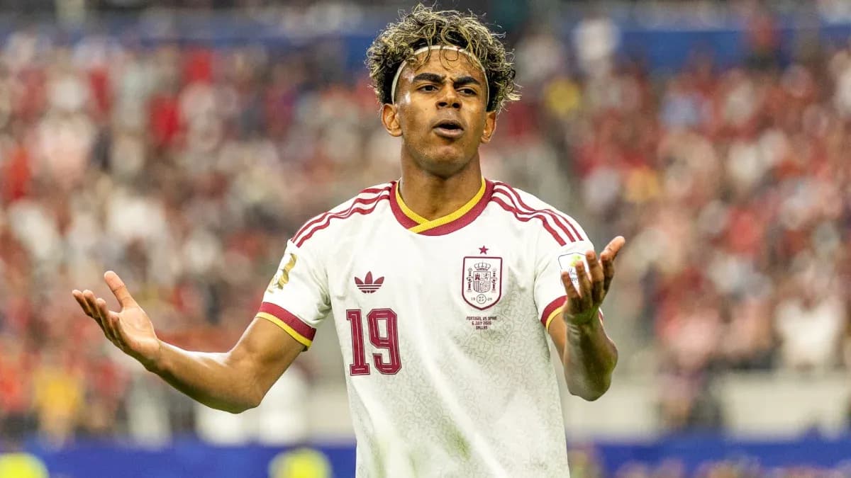Jugador de España gesticulando durante un partido Jugador de España gesticulando durante un partido