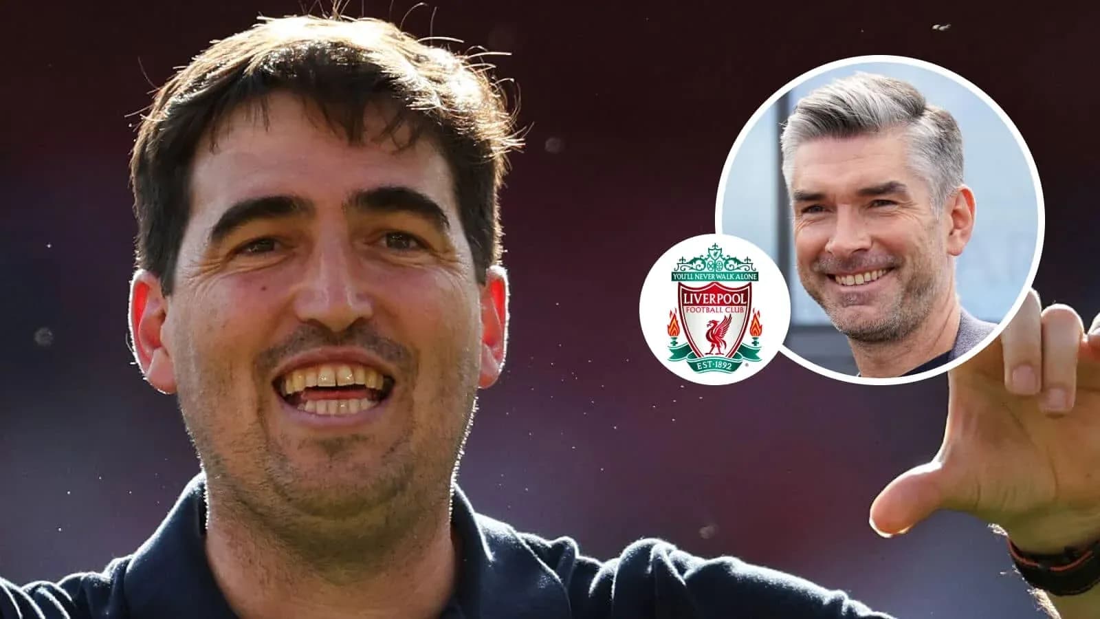 Entrenador sonriendo durante el partido de Liverpool Entrenador sonriendo durante el partido de Liverpool