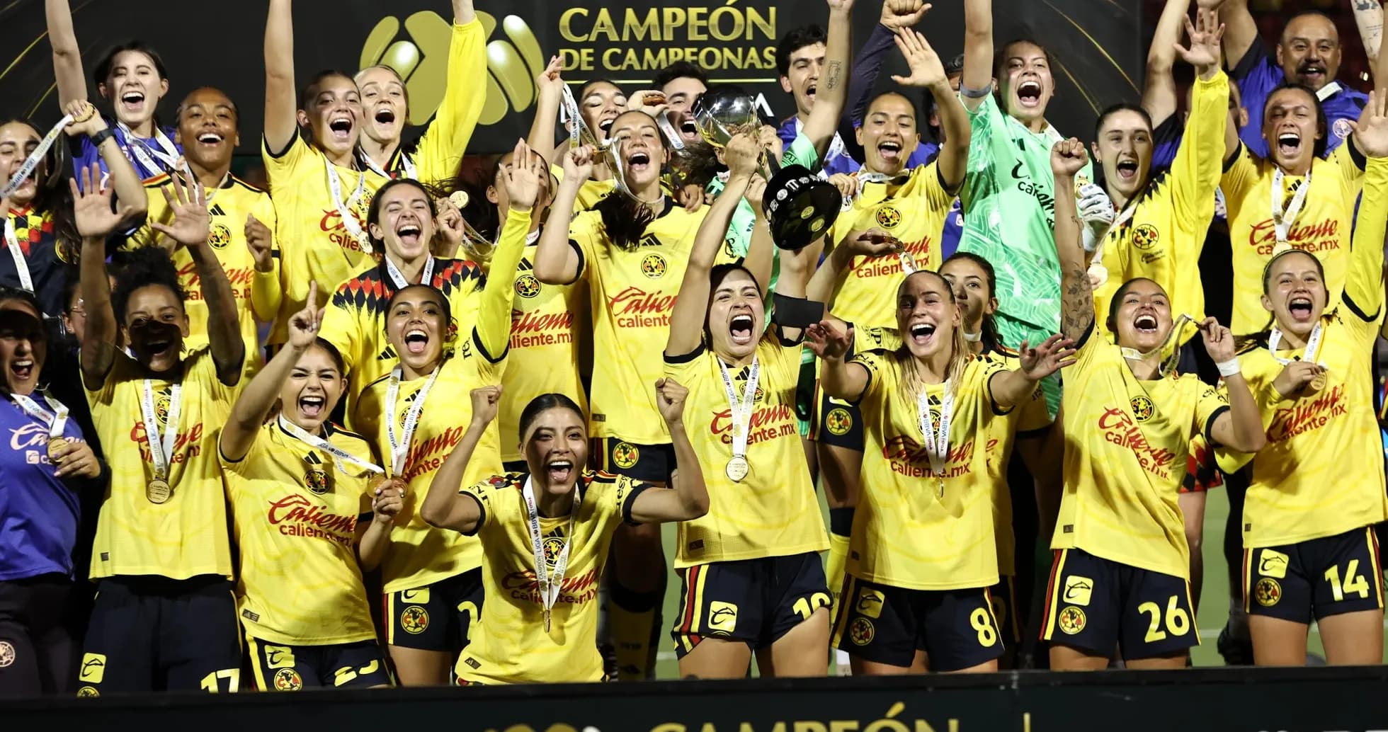 Equipo de América W celebrando el campeonato Equipo de América W celebrando el campeonato
