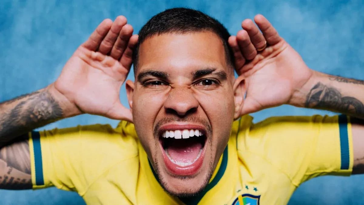 Jugador de Brasil haciendo gesto de celebración Jugador de Brasil haciendo gesto de celebración