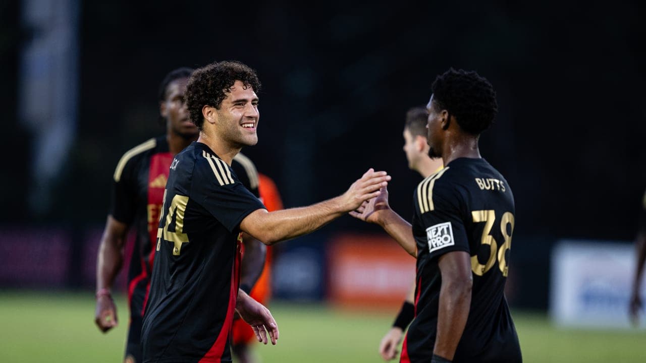 Jugadores de Atlanta United II celebrando Jugadores de Atlanta United II celebrando
