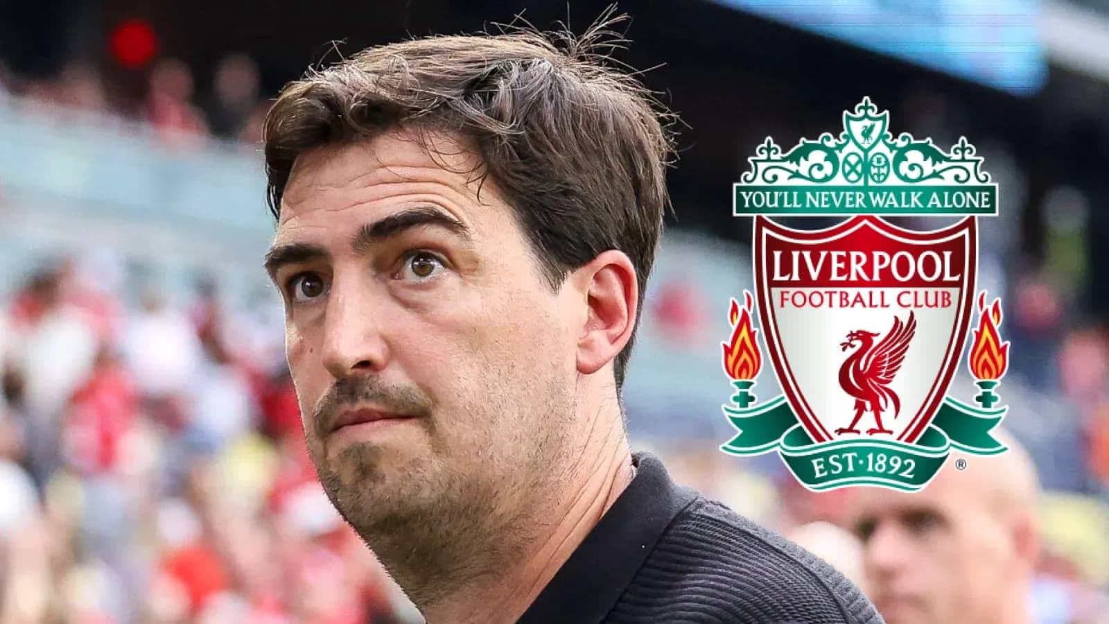 Entrenador de Liverpool en el estadio antes del partido Entrenador de Liverpool en el estadio antes del partido
